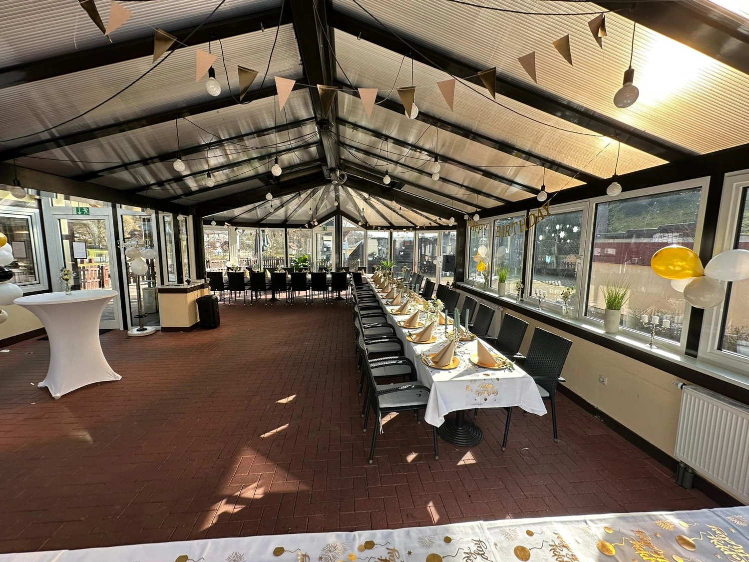 Waffelhaus - Gastronomie - Feiern im Waffelhaus Reitzenhagen